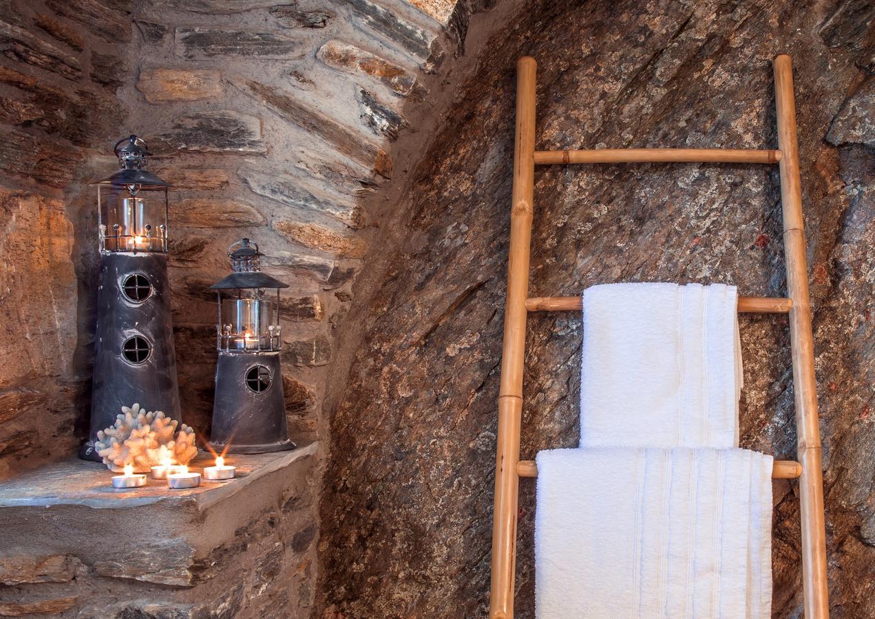 Aegean Castle Andros - Adults Only Aparthotel Agia Eleousa Ngoại thất bức ảnh