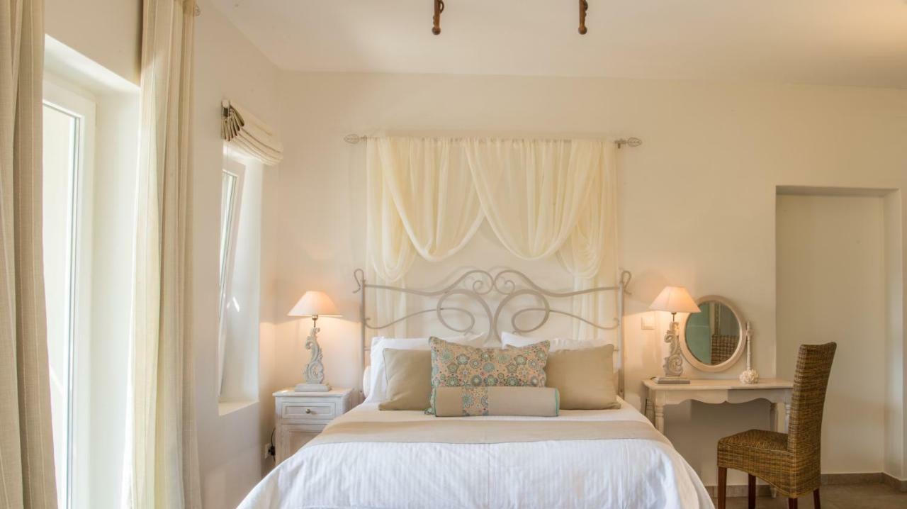 Aegean Castle Andros - Adults Only Aparthotel Agia Eleousa Ngoại thất bức ảnh